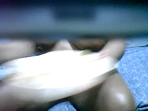 Snapshot of cutey-smile chatting on 02.10.25 cutey-smile online show from 02.10.25