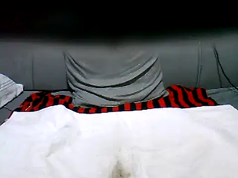 Snapshot of cutey-smile chatting on 03.13.25 cutey-smile online show from 03.13.25