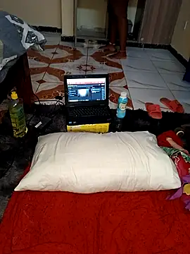 queennapal online show from 03.21.25