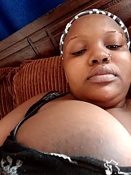 queennapal online show from 03.18.26