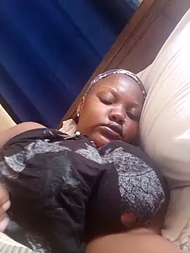 queennapal online show from 04.15.26