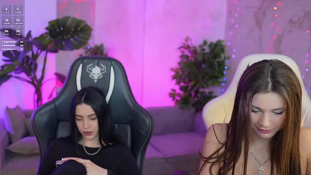 Snapshot of Tina_Breeze chatting on 02.15.25 Tina Breeze online show from 02.15.25