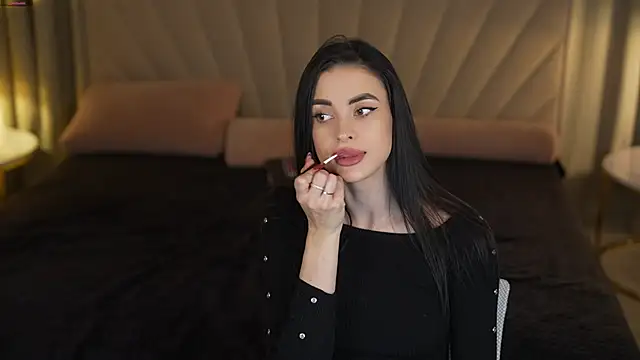 Snapshot of Tina_Breeze chatting on 12.05.25 Tina Breeze online show from 12.05.25