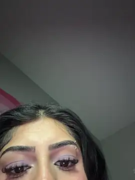 ThickerThanYoBitch online show from 03.20.26