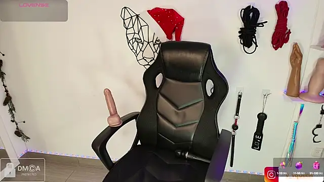 Violet-Queen online show from 12.31.24