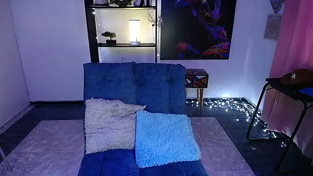 IsaBaileys  online show from 01.15.25