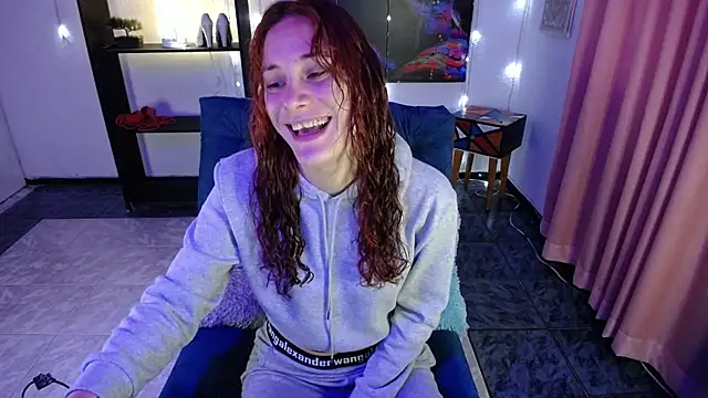 IsaBaileys  online show from 01.29.25