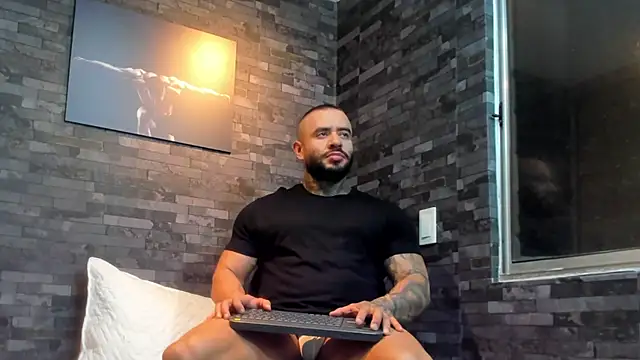 BruceDallas online show from 12.02.25