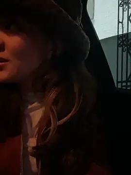 emily amaya online show from 12.21.24