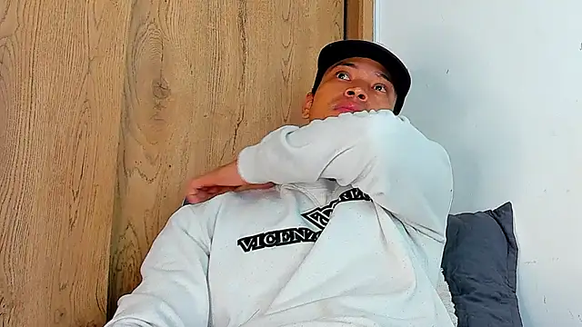 Stiven collins online show from 11.17.25