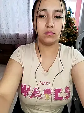 Cute Penelope online show from 12.17.24