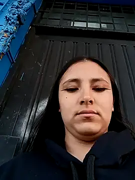 Cute Penelope online show from 12.18.24