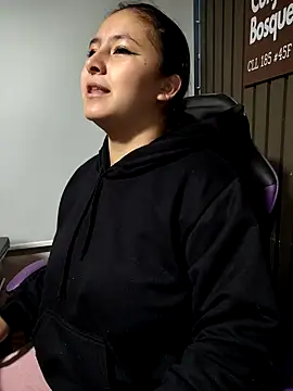 Cute Penelope online show from 11.27.25