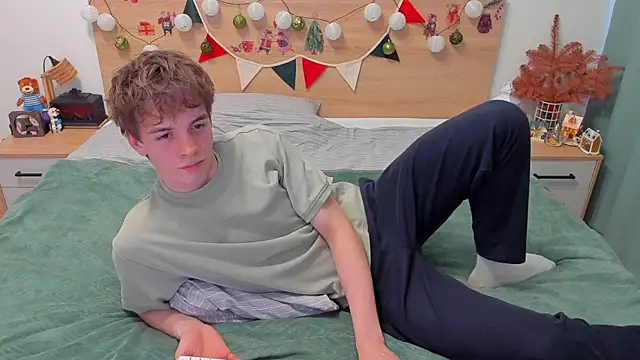 Fandi 777 online show from 12.23.25