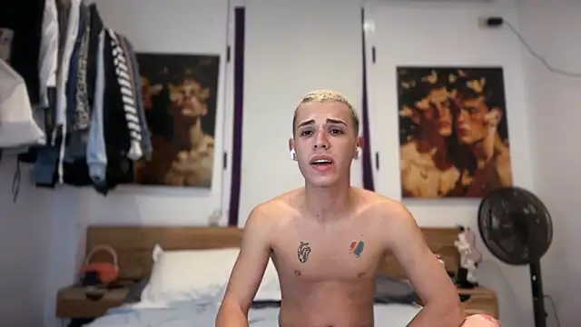 Snapshot of Cristian_Delgado chatting on 01.18.26 Cristian Delgado online show from 01.18.26