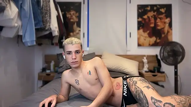 Snapshot of Cristian_Delgado chatting on 03.02.26 Cristian Delgado online show from 03.02.26