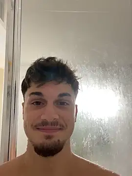 Snapshot of Hank_04 chatting on 09.17.25 Hank 04 online show from 09.17.25