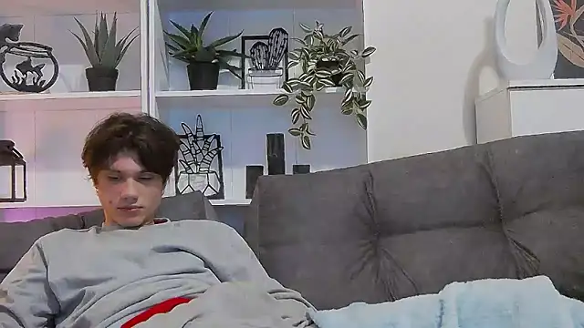 CalvinCay online show from 03.11.25