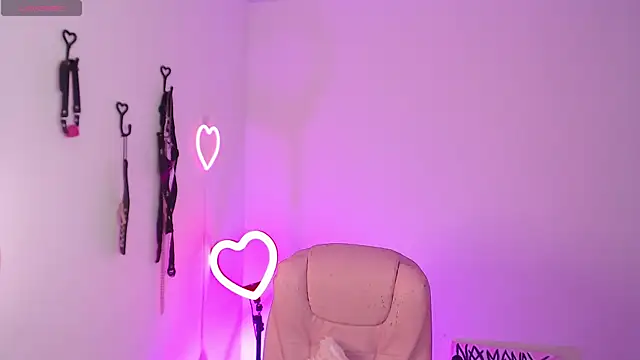 Snapshot of selvalentinex chatting on 06.17.26 selvalentinex online show from 06.17.26