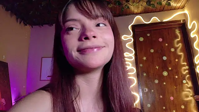 Snapshot of maryberry__ chatting on 02.18.26 maryberry online show from 02.18.26