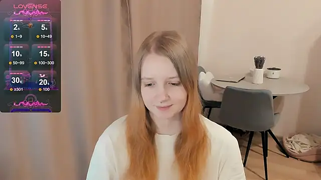 Snapshot of Alyaley chatting on 02.04.25 Alyaley online show from 02.04.25