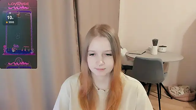 Snapshot of Alyaley chatting on 02.14.25 Alyaley online show from 02.14.25