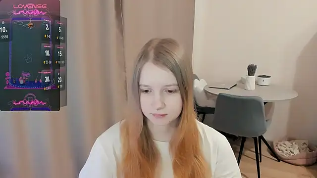 Snapshot of Alyaley chatting on 02.28.25 Alyaley online show from 02.28.25