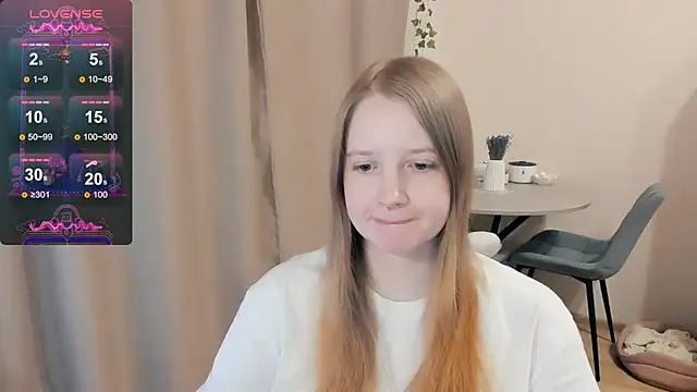 Snapshot of Alyaley chatting on 10.15.25 Alyaley online show from 10.15.25