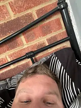 Lukeyboy027 online show from 04.10.26