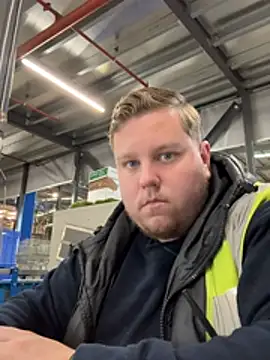 Lukeyboy027 online show from 04.13.26