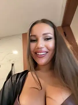 Snapshot of Syka0001 chatting on 02.07.25 Syka0001 online show from 02.07.25