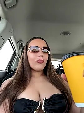 Snapshot of Syka0001 chatting on 11.07.25 Syka0001 online show from 11.07.25