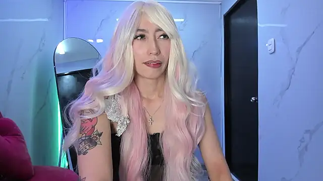 LilithCooperr  online show from 01.18.26