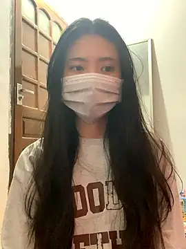 Snapshot of -hanime- chatting on 12.04.24 -hanime- online show from 12.04.24