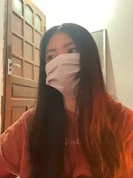 Snapshot of -hanime- chatting on 12.10.24 -hanime- online show from 12.10.24