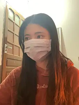 Snapshot of -hanime- chatting on 12.12.24 -hanime- online show from 12.12.24