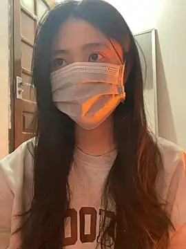 Snapshot of -hanime- chatting on 12.20.24 -hanime- online show from 12.20.24