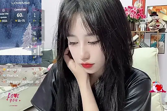  LLisa  online show from 01.15.25