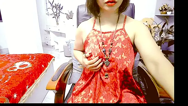 Snapshot of Miu-Le chatting on 05.11.26 Miu-Le online show from 05.11.26