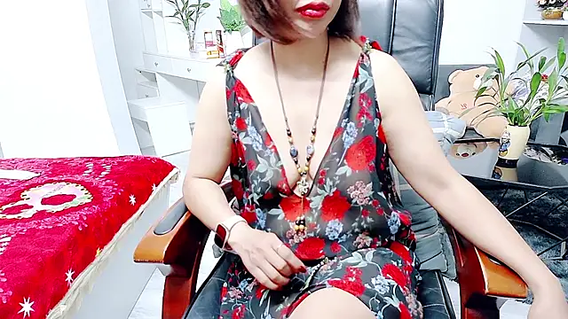Snapshot of Miu-Le chatting on 05.23.26 Miu-Le online show from 05.23.26