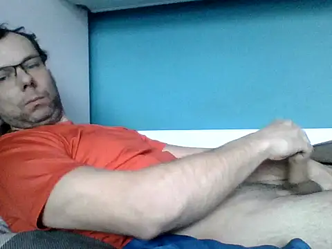 Snapshot of SEBIX-35 chatting on 02.17.26 SEBIX-35 online show from 02.17.26