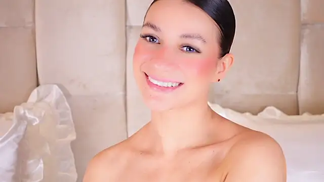 KiraKayleigh1 online show from 02.27.26