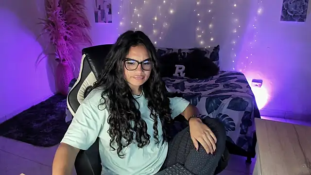 Riana Kean online show from 02.16.26