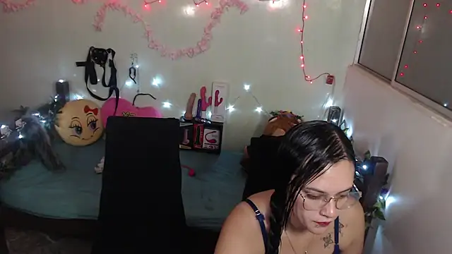 01antoniafranco online show from 02.17.25