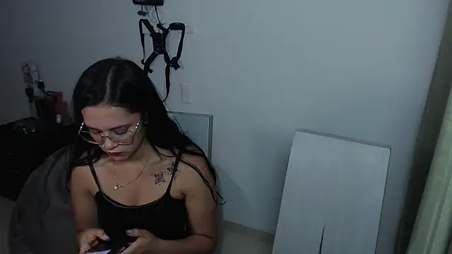 01antoniafranco online show from 03.17.25