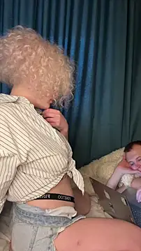 MrMrsRight online show from 12.15.24