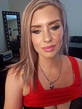 Snapshot of ellieconradxo chatting on 02.10.26 ellieconradxo online show from 02.10.26