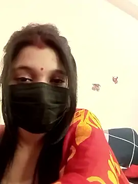 Snapshot of Beauty-khan chatting on 12.19.25 Beauty-khan online show from 12.19.25