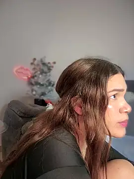 Zeli 66 online show from 12.14.24