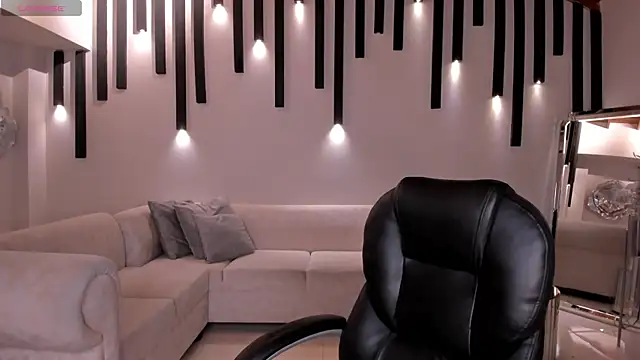 AmberLewis  online show from 09.14.25